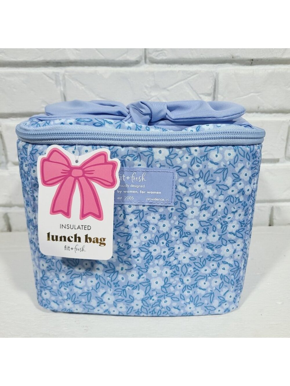 NWT Fit + Fresh Luna Bow handle Floral Insulated Lunch Tote Bag Blue